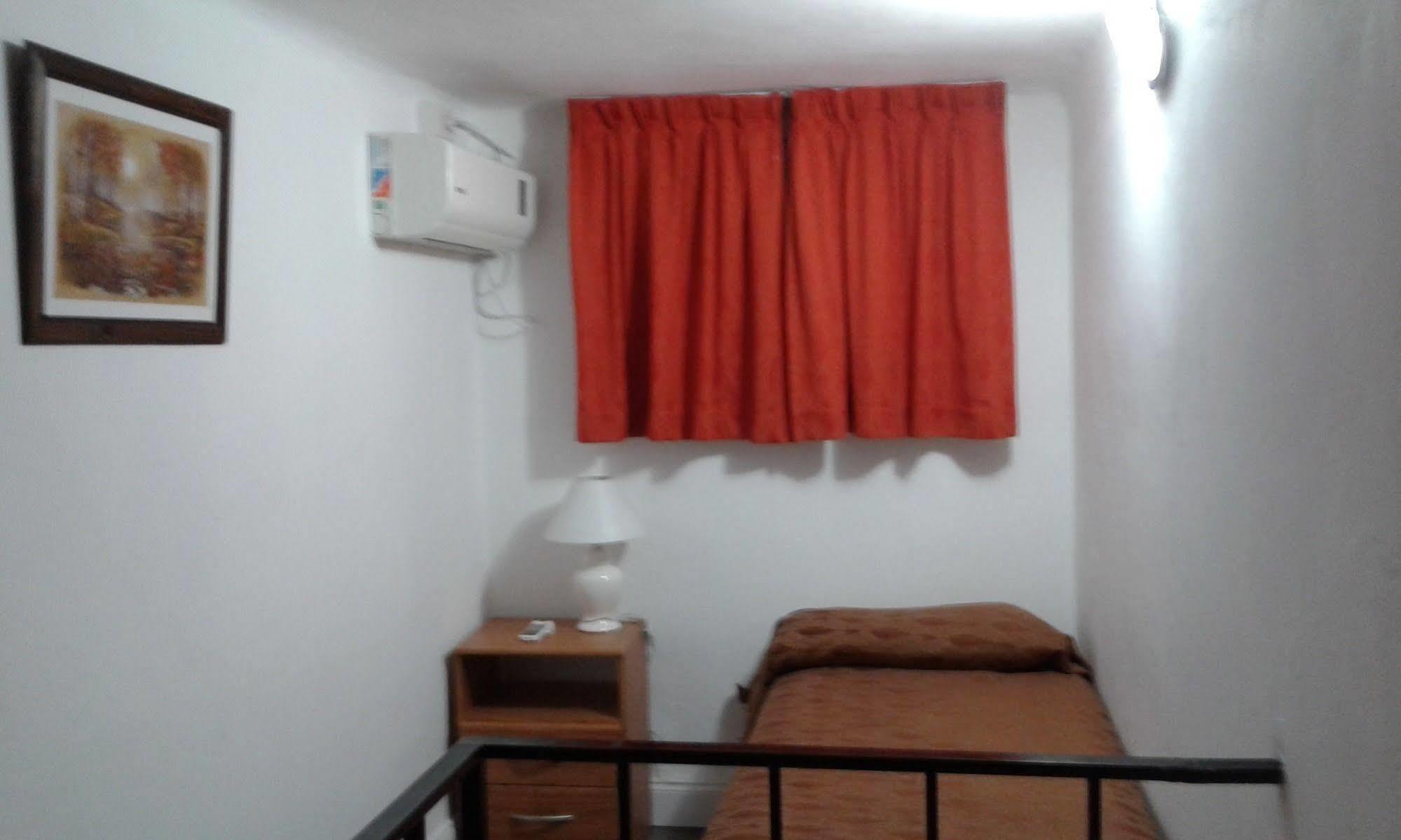 Hagoth Hostel บัวโนสไอเรส ภายนอก รูปภาพ