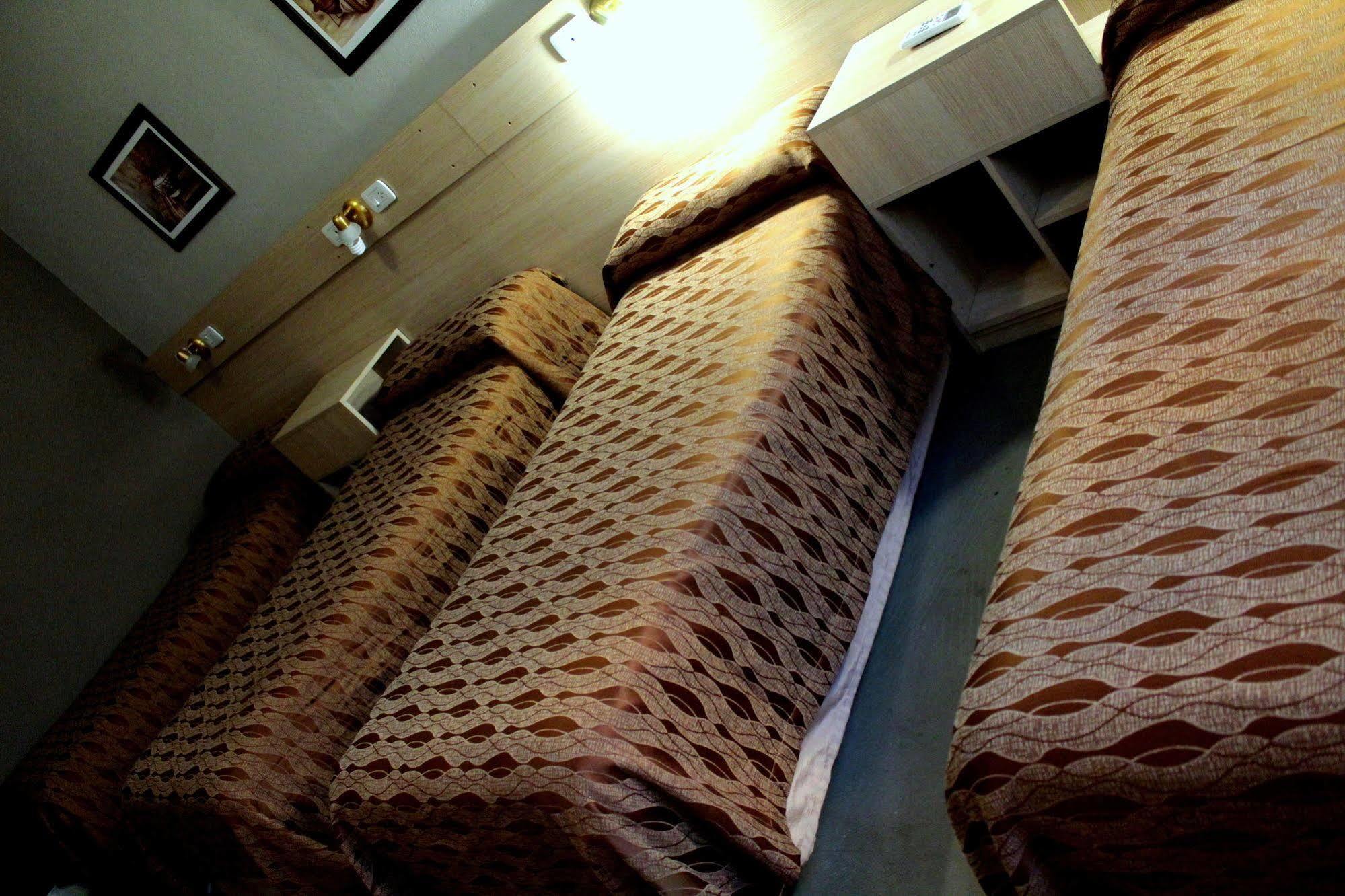 Hagoth Hostel บัวโนสไอเรส ภายนอก รูปภาพ